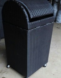 Mebel Tempat Sampah Bok Loudry Rotan