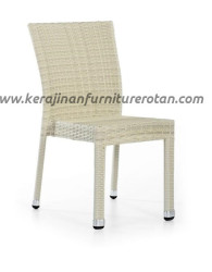 Kursi makan rotan minimalis kafe Civitavecchia